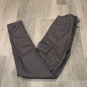 6 Women’s Faux Leather Skinny Cargo Pants Size XS